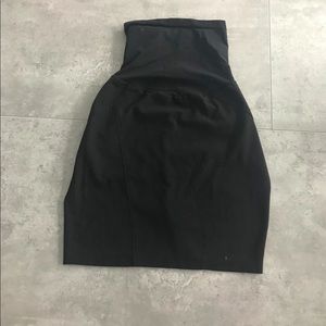 Motherhood maternity skirt